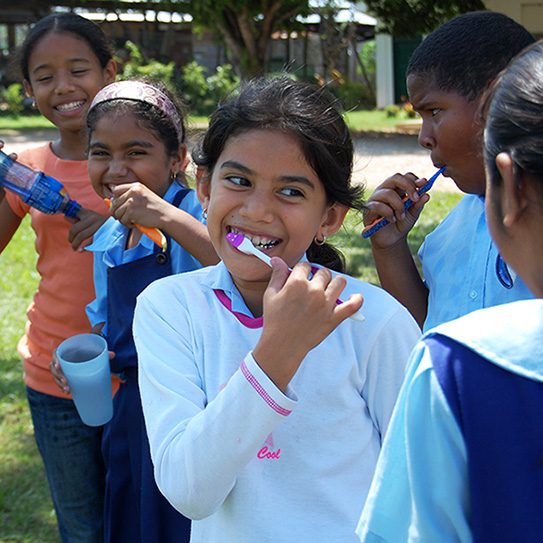 teeth-brushing_543